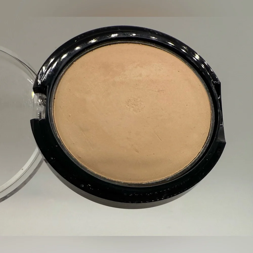 Elizabeth Arden golden 03